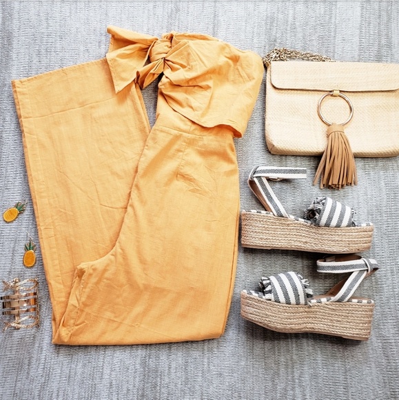 Dresses & Skirts - 🚨END OF SUMMER SALE// Mango strapless Jumpsuit